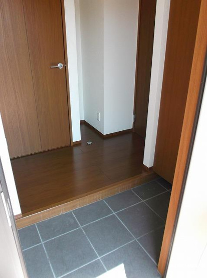 【玄関】 | ラフィネ・ヴァン・ソレイユ　Ｂ