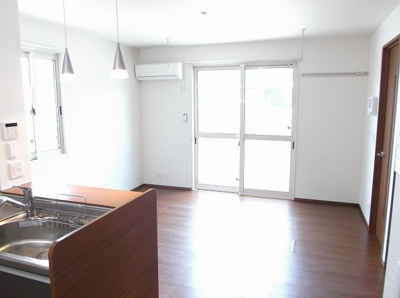 【居間・リビング】 | ラフィネ・ヴァン・ソレイユ　Ｂ