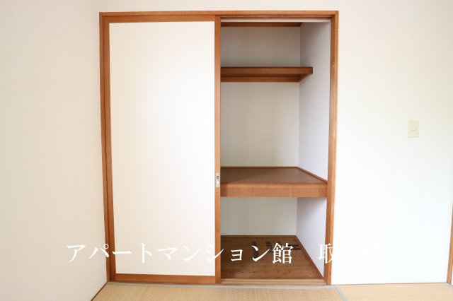 エステートピアグリーンヒルAの収納|和室・押入