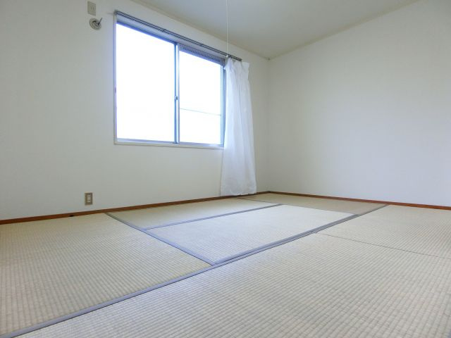 ガーデンハイツさやまの寝室