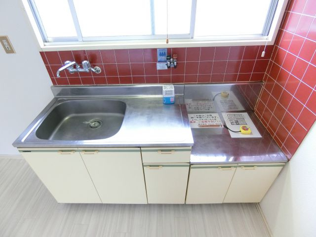 ガーデンハイツさやまのキッチン