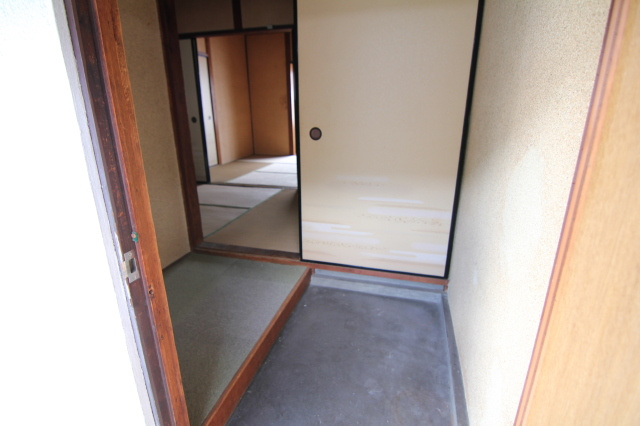 【玄関】 | 高谷文化　西棟