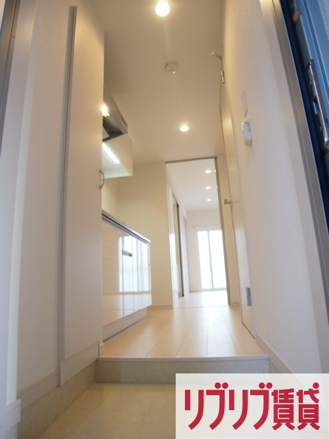 リブリ・オールパランの玄関