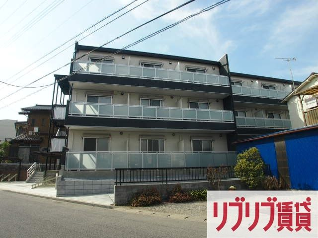 リブリ・オールパランの外観