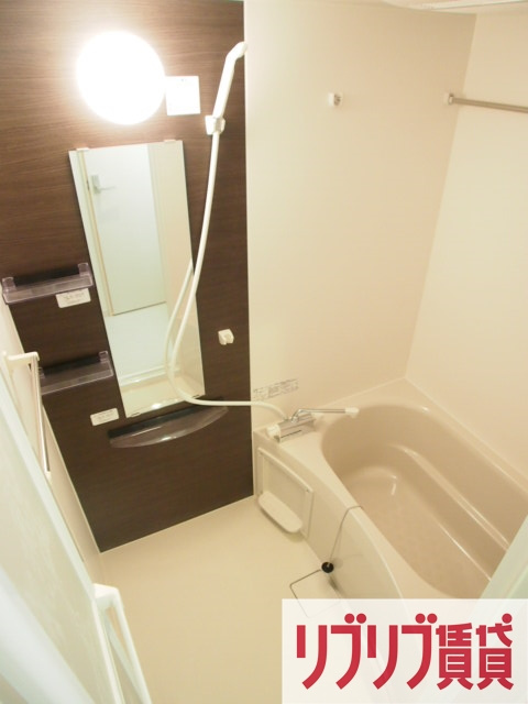 リブリ・オールパランの浴室