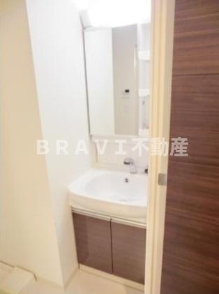 プランドール大手前レジデンス　BRAVI不動産の独立洗面台|【プランドール大手前レジデンス】独立洗面台