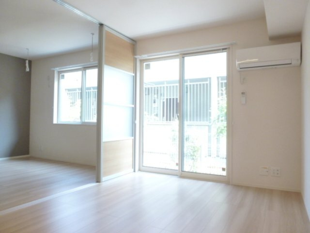 ハーヴェスト コートの居間・リビング