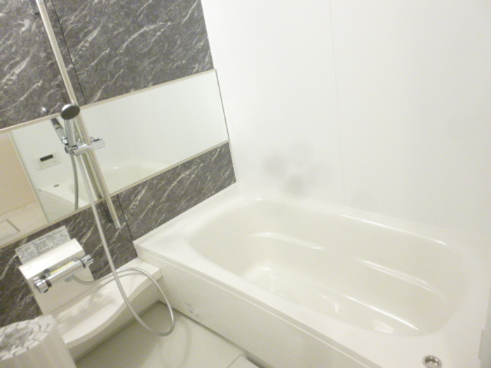 ハーヴェスト コートの浴室
