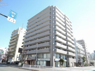 【外観】 | 横浜市営地下鉄ブルーライン「伊勢佐木長者町」駅徒歩5分・JR根岸線「関内」駅徒歩8分と2路線2駅利用可能！