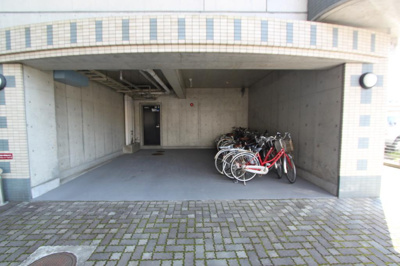 【その他共用部分】 | TAMAGOHOUSE | 駐輪場