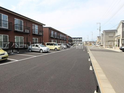 【駐車場】 | ヴェルデン　リゲル