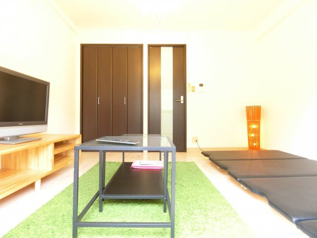 中西ハイツⅡの居間・リビング|同物件別部屋