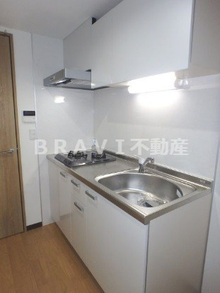 オーパスグラン谷町　BRAVI不動産のキッチン|【オーパスグラン谷町】使いやすいキッチンです