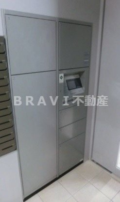 オーパスグラン谷町　BRAVI不動産の設備|【オーパスグラン谷町】宅配ボックス