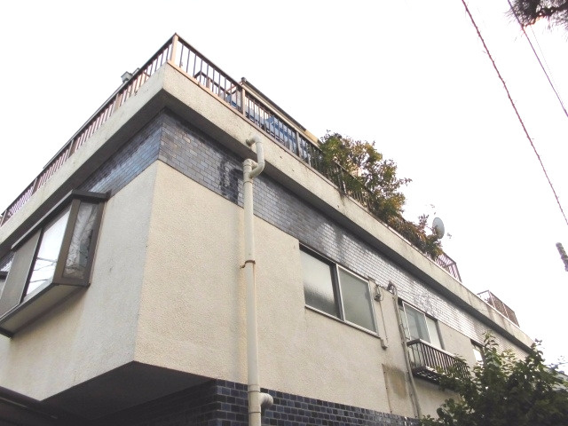 西田マンションの外観