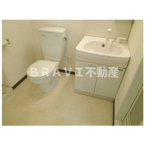 フレアコート北浜の洗面所|使いやすい洗面所です