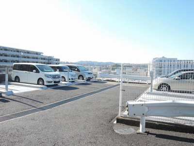 【駐車場】 | ニューウェルテラス金沢八景Ｂ棟