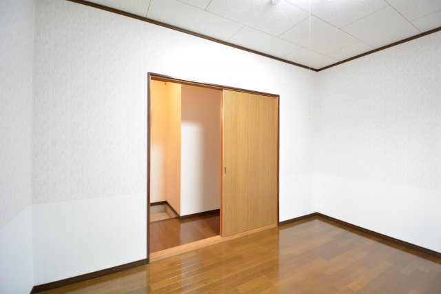 【洋室】 | サンライフ石沢 | きれいな洋室です