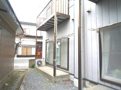 【バルコニー】 | サンライフ石沢 | 落ち着いた時間を過ごせるバルコニーです