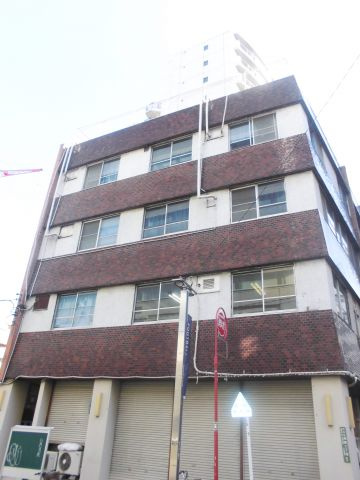 清水ビルの外観