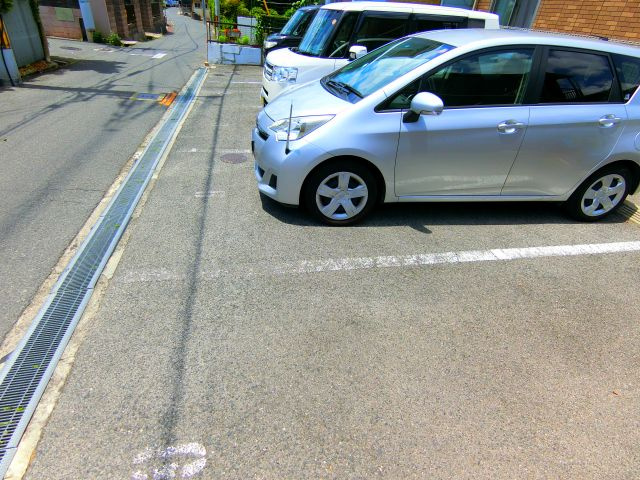 ソレイユの駐車場