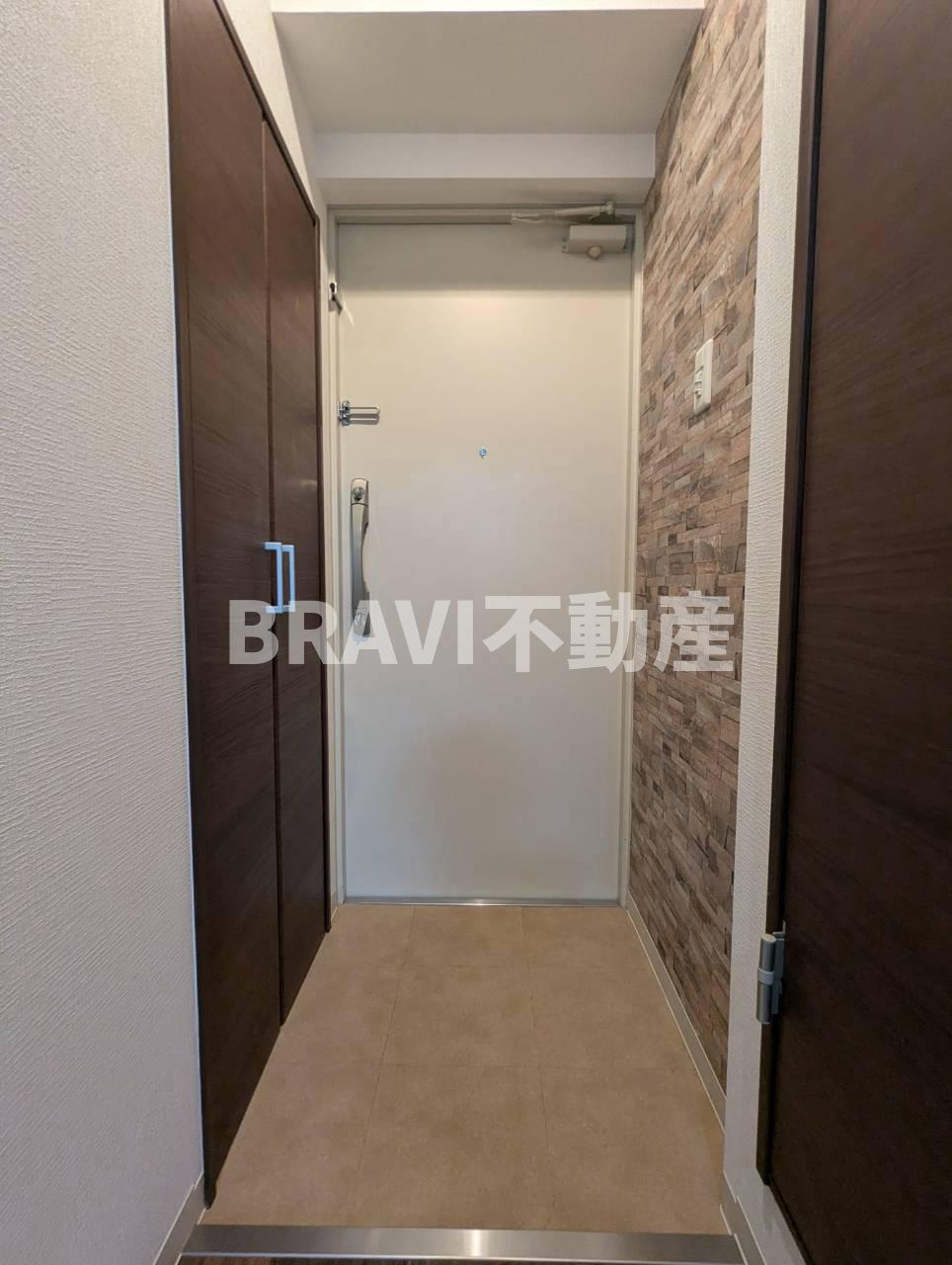 フレンシアノイエ内本町　BRAVI不動産の玄関|【フレンシアノイエ内本町】