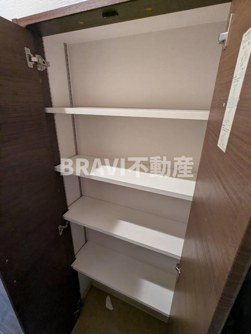 フレンシアノイエ内本町　BRAVI不動産の玄関|【フレンシアノイエ内本町】