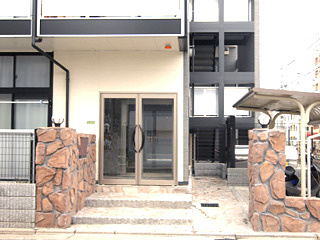 【エントランス】 | アットホーム