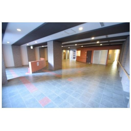 エル・セレーノ上本町レジデンス　BRAVI不動産のエントランス|【エル・セレーノ上本町レジデンス】落ち着いたエントランスです