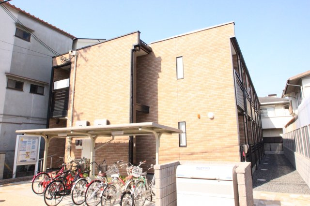 レオネクストハピネス ( 近畿大学 一人暮らし )の外観