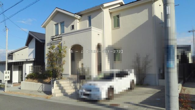 箕面市彩都粟生南5丁目　中古戸建