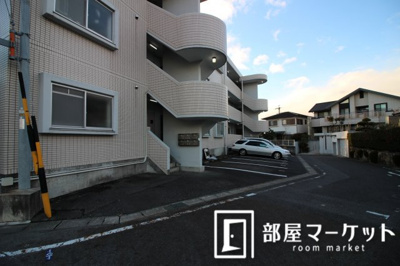 【エントランス】 | メゾン　ノーブル