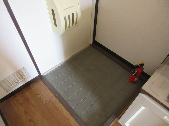 ハイツ日吉の玄関