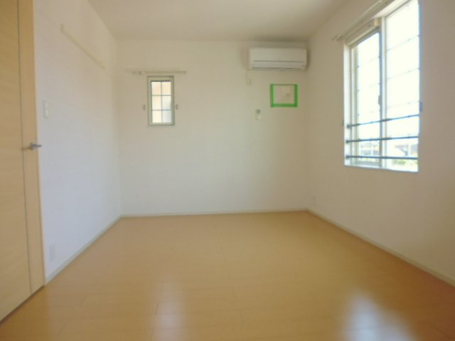 グレイスアベニューＡの寝室|洋室