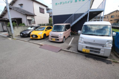 【駐車場】 | ガーデンハイツさやま