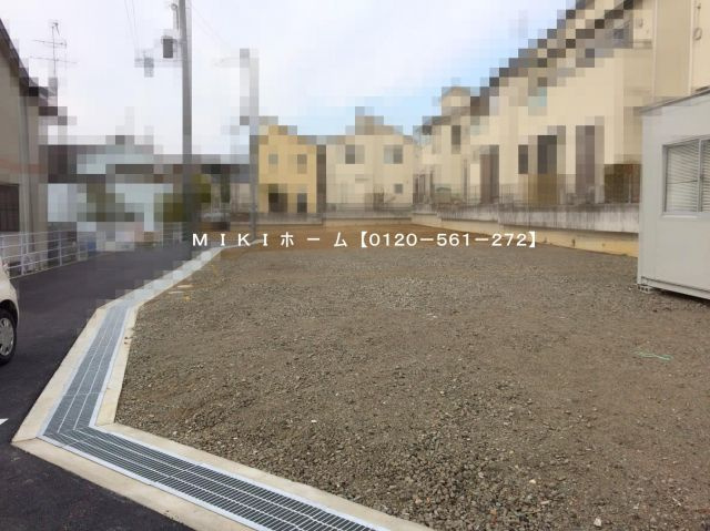 箕面市外院２丁目　土地の外観|前面道路と敷地との高低差はありません！