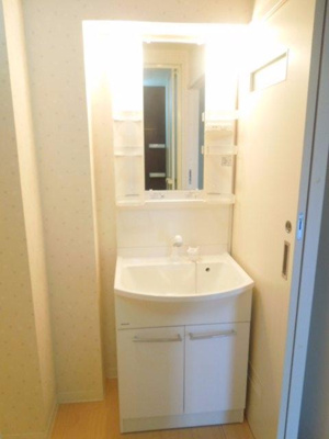 【独立洗面台】 | ル・リオンひくまの