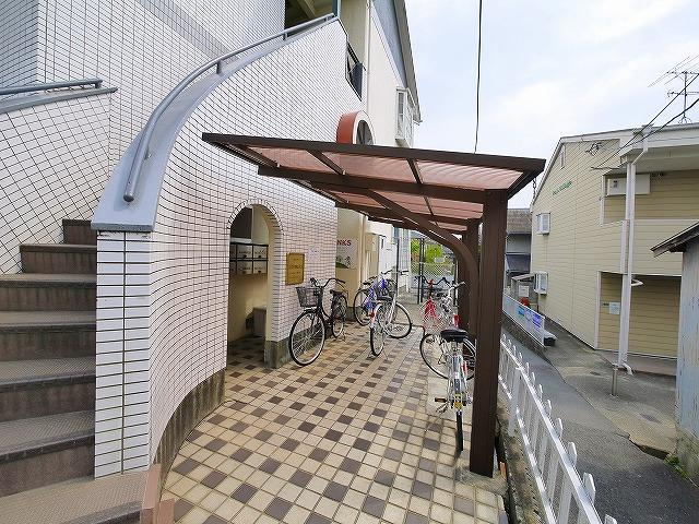 シティパレス西大寺Ｐ２のその他共用部分|自転車置き場