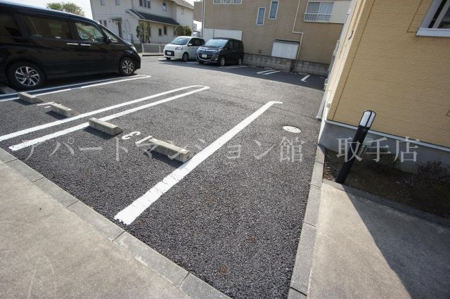 パサージュBの駐車場