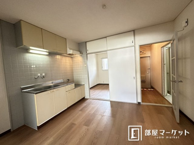 【居間・リビング】 | グリーンパレス塩倉