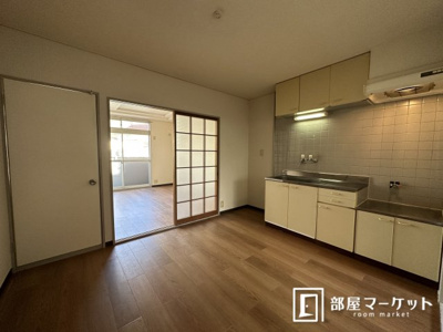 【居間・リビング】 | グリーンパレス塩倉