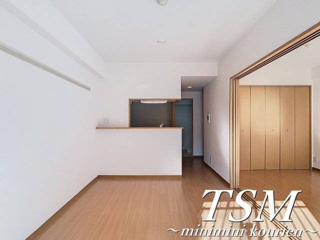 アバンザール香里園の居間・リビング