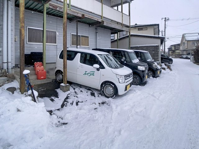 エトワール長町の駐車場