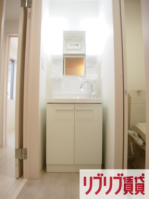 フォルビテッツア星久喜の洗面所