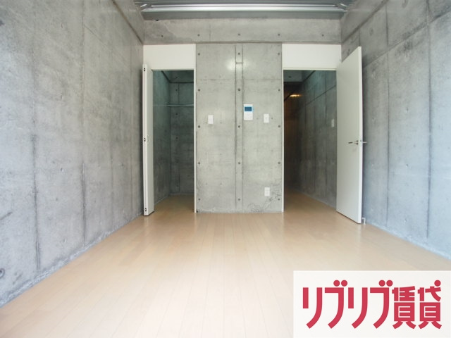カーサトリプルエーの居間・リビング