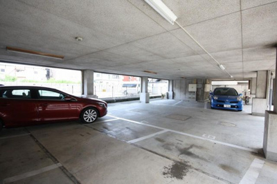 【駐車場】 | アーバンライフ新横浜第２ | アーバンライフ新横浜第２　　　敷地内駐車場