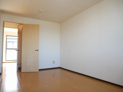 【洋室】 | レピュート岡部Ａ