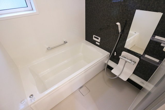 ウィット垂水Ⅱの浴室