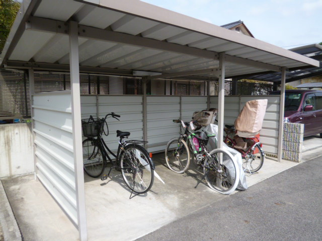 グランシャリオのその他共用部分|自転車置き場