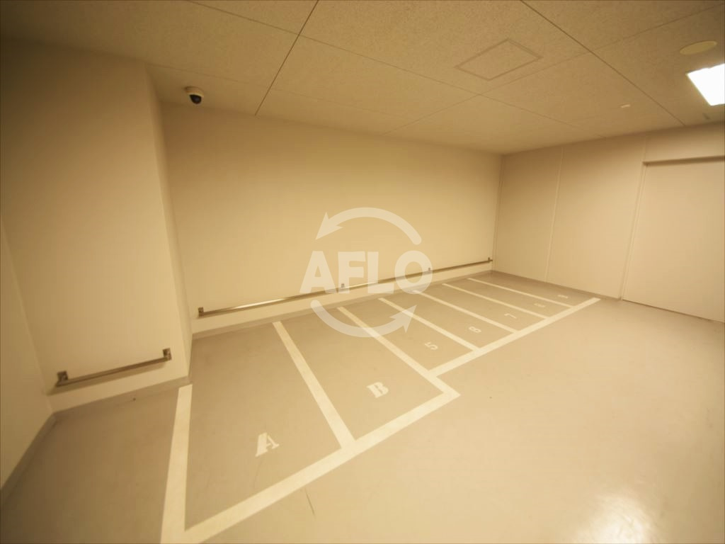 イニシアブランなんばのその他共用部分|イニシアブランなんば　バイク置場